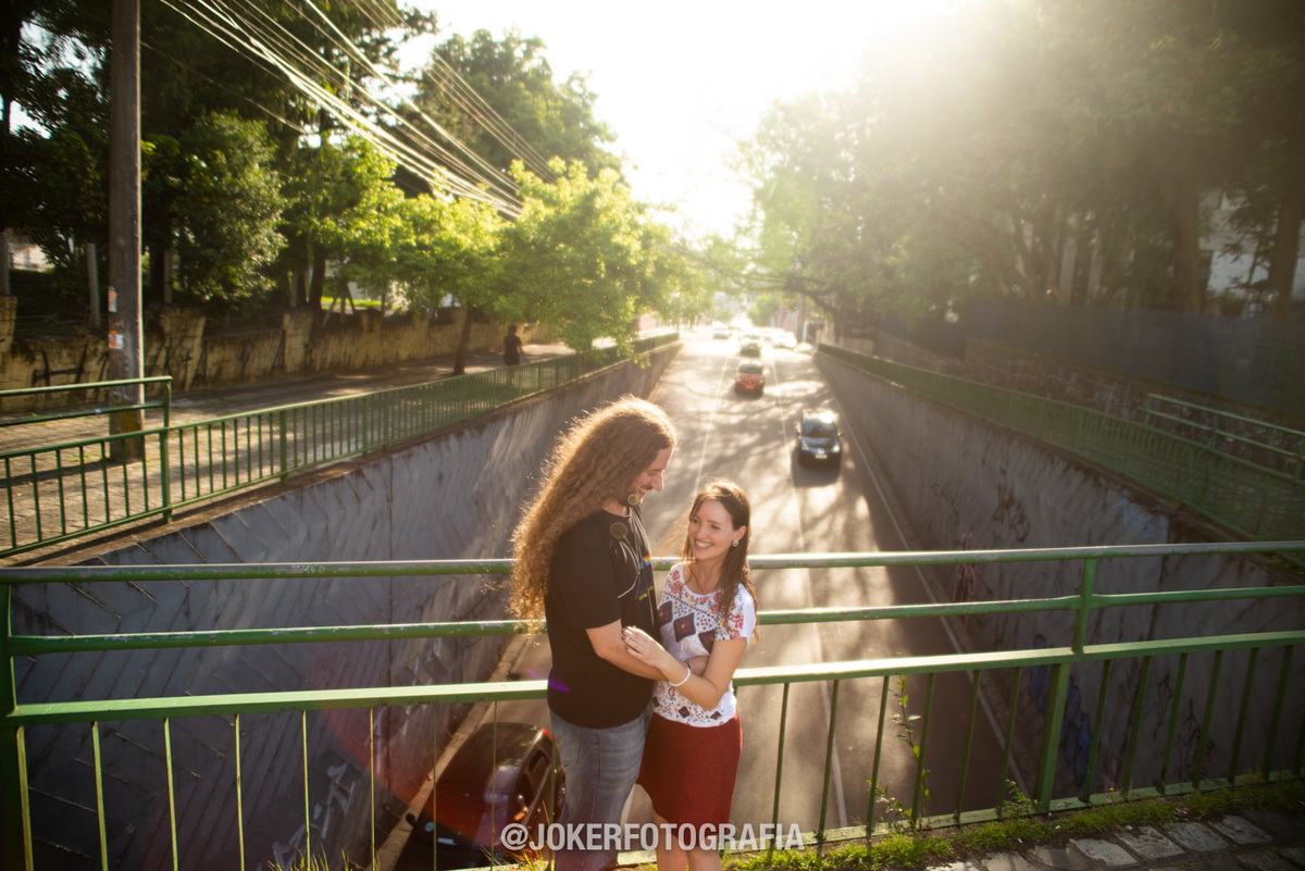 ensaio de casal no largo da ordem em curitiba