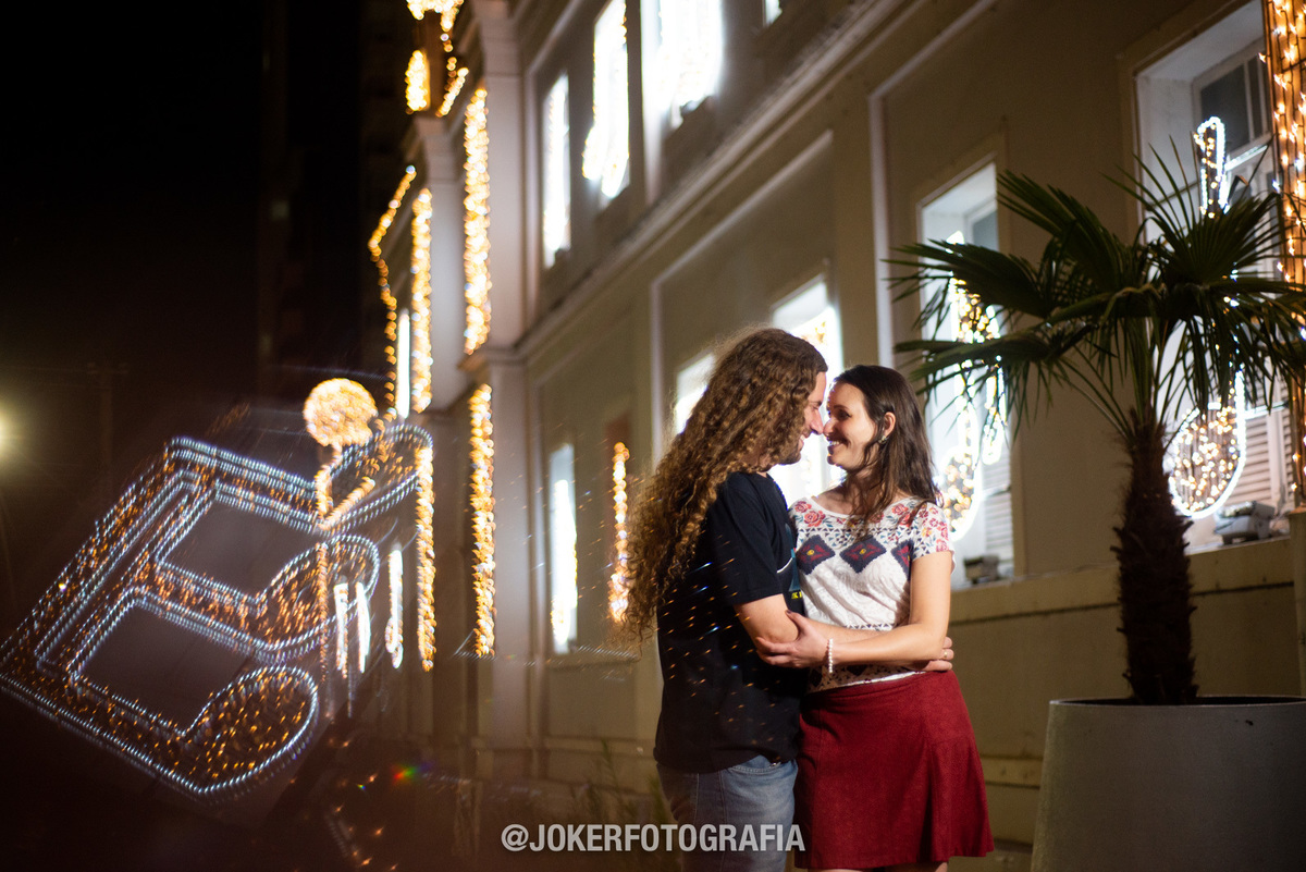 pre wedding na decoração de natal em curitiba