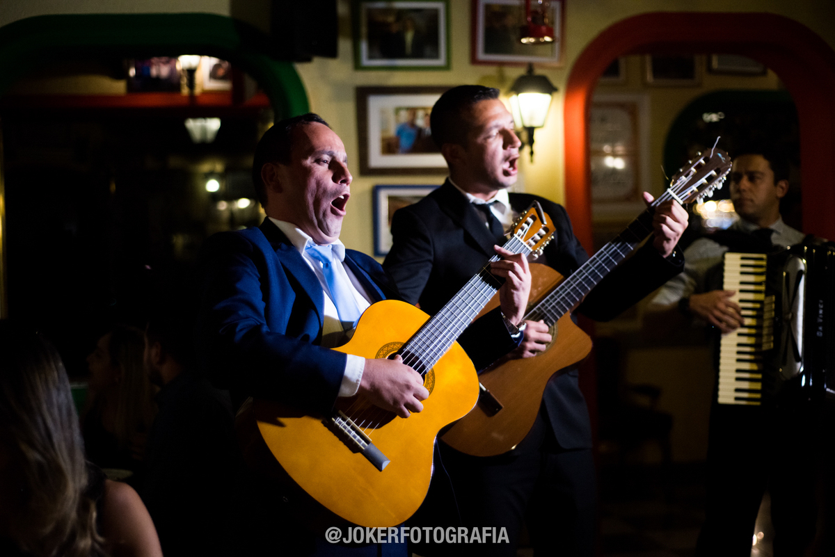 música italiana tradicional no dia do casamento lellis trattoria