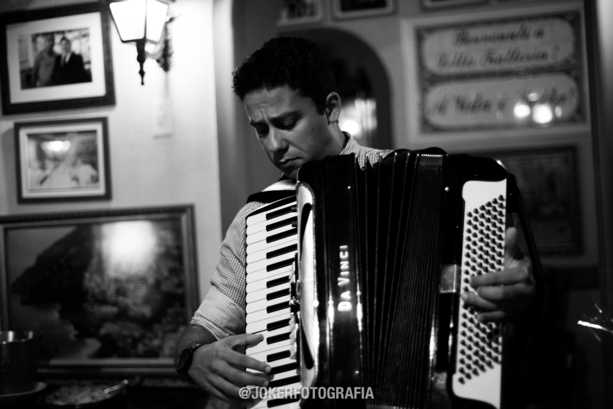 apresentação de música italiana no casamento
