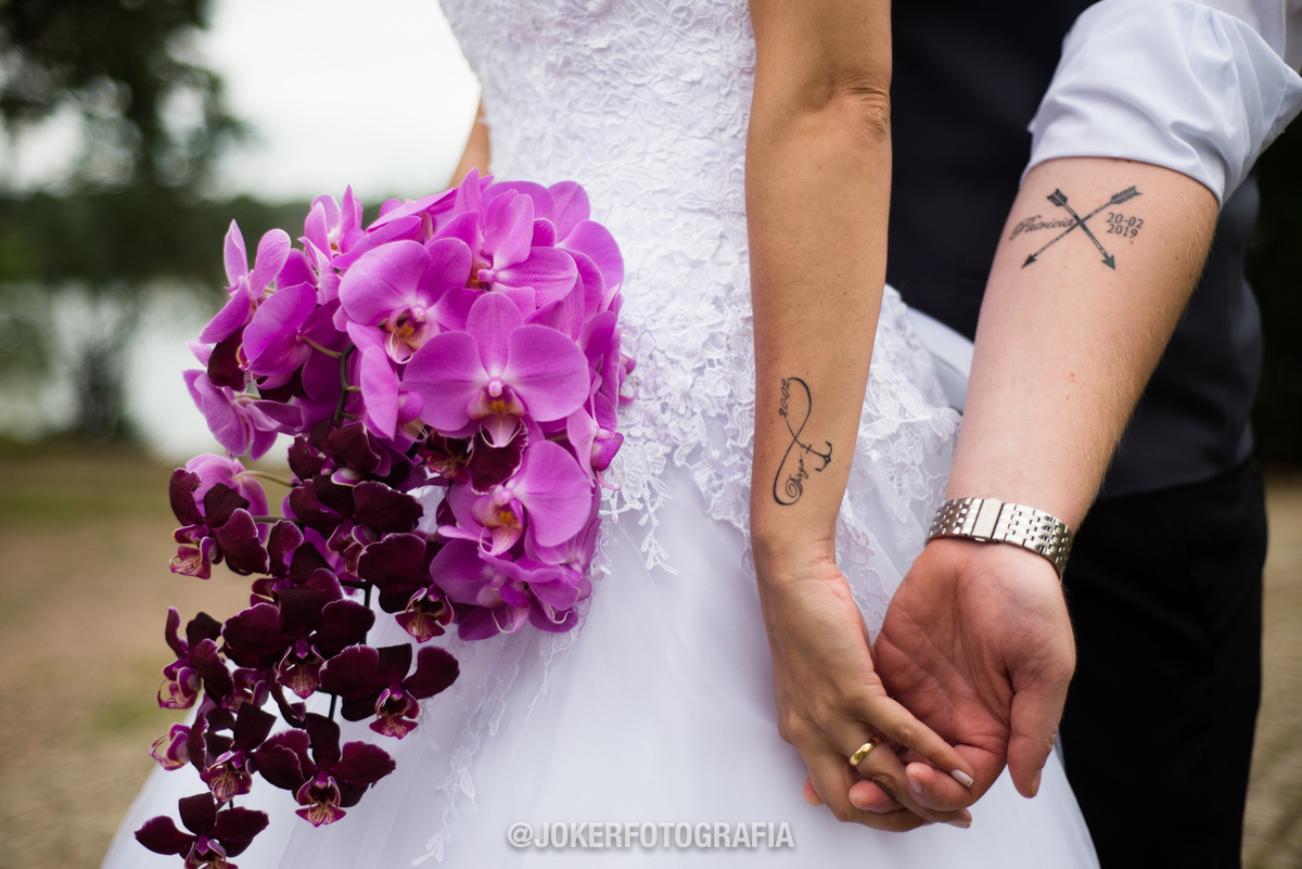 buque de orquideas curitiba e tattoo de casamento