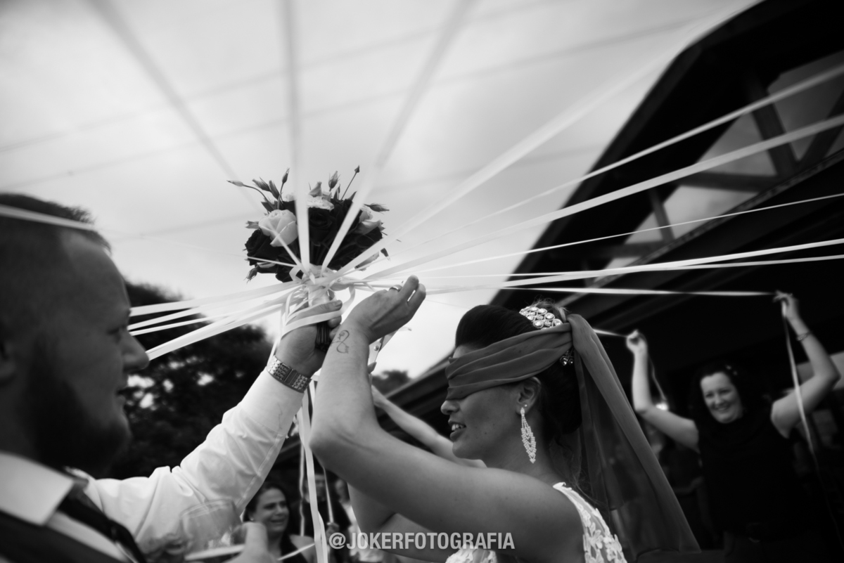 buquê de fitas no casamento 