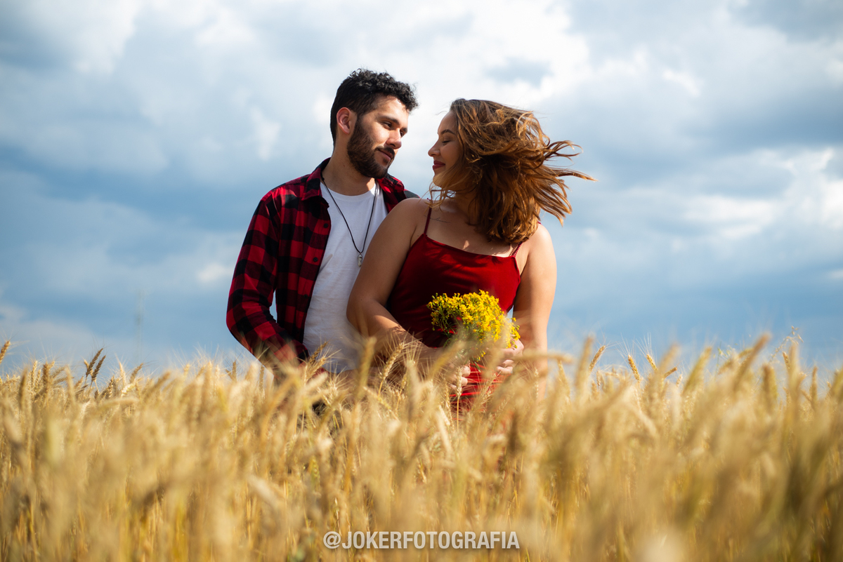 casal faz ensaio em região metropolitana de curitiba