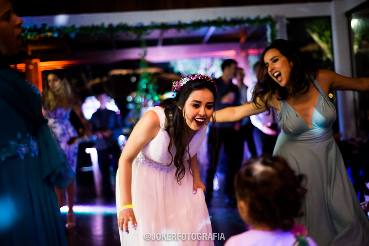 noiva com cabelo solto