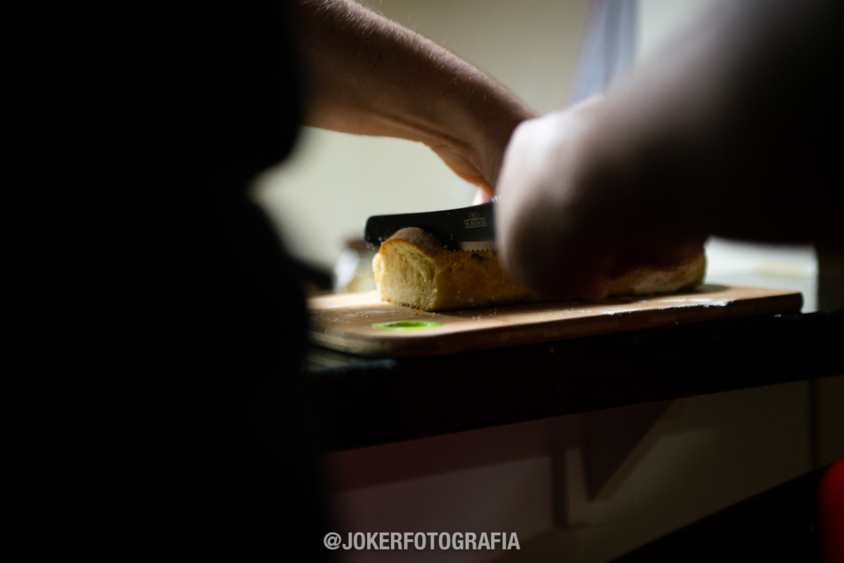ensaio lifestyle fotógrafo registra momentos da vida real de um casal recém-casado