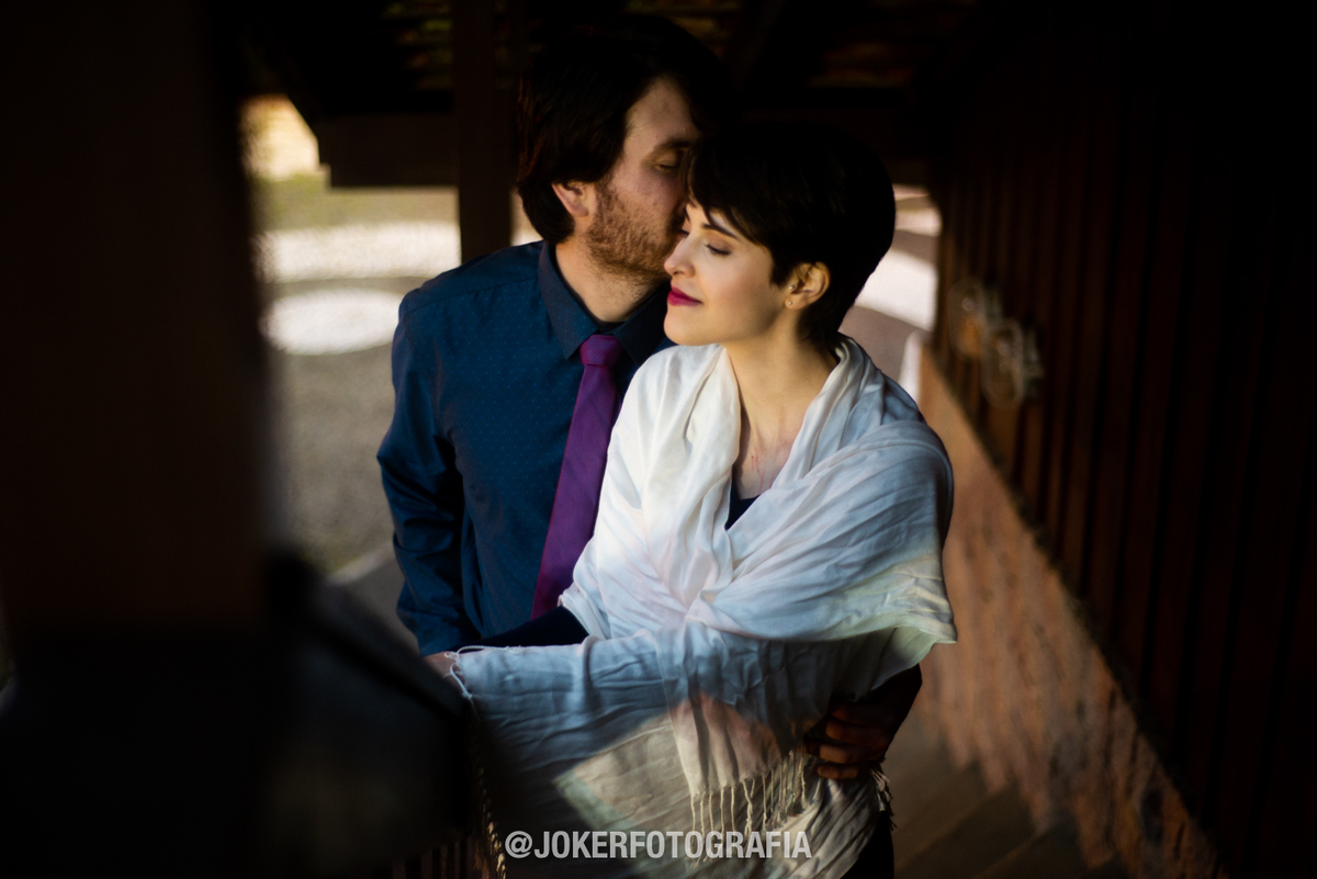 pre casamento é fotografado a noite em curitiba