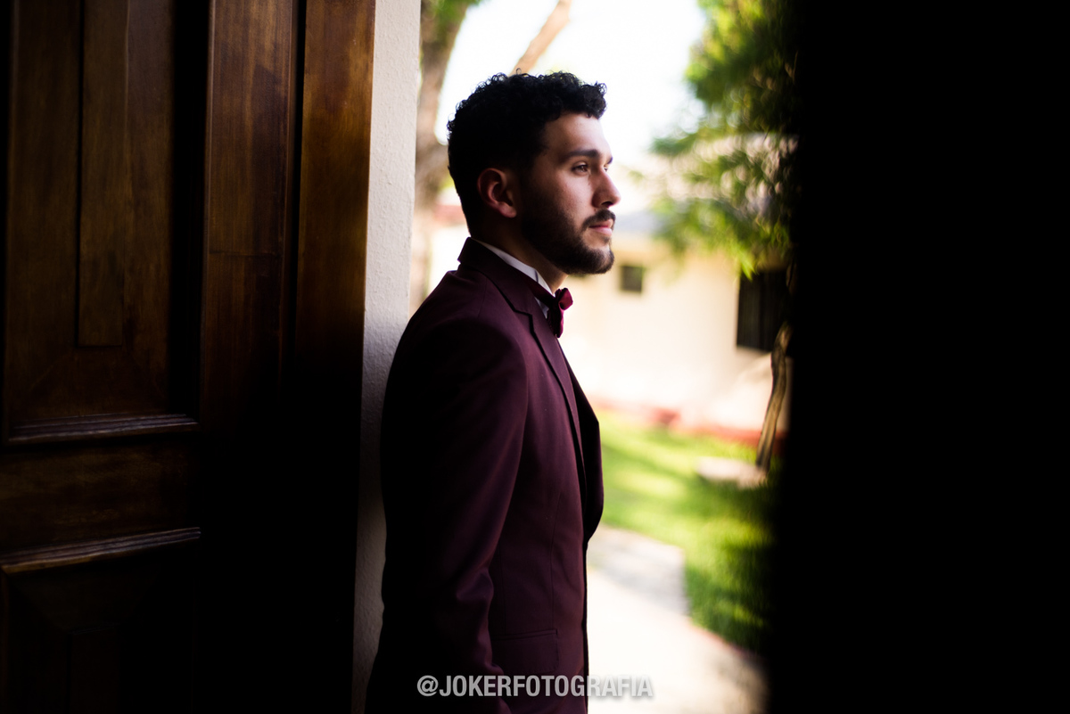 noivo aguardando a noiva