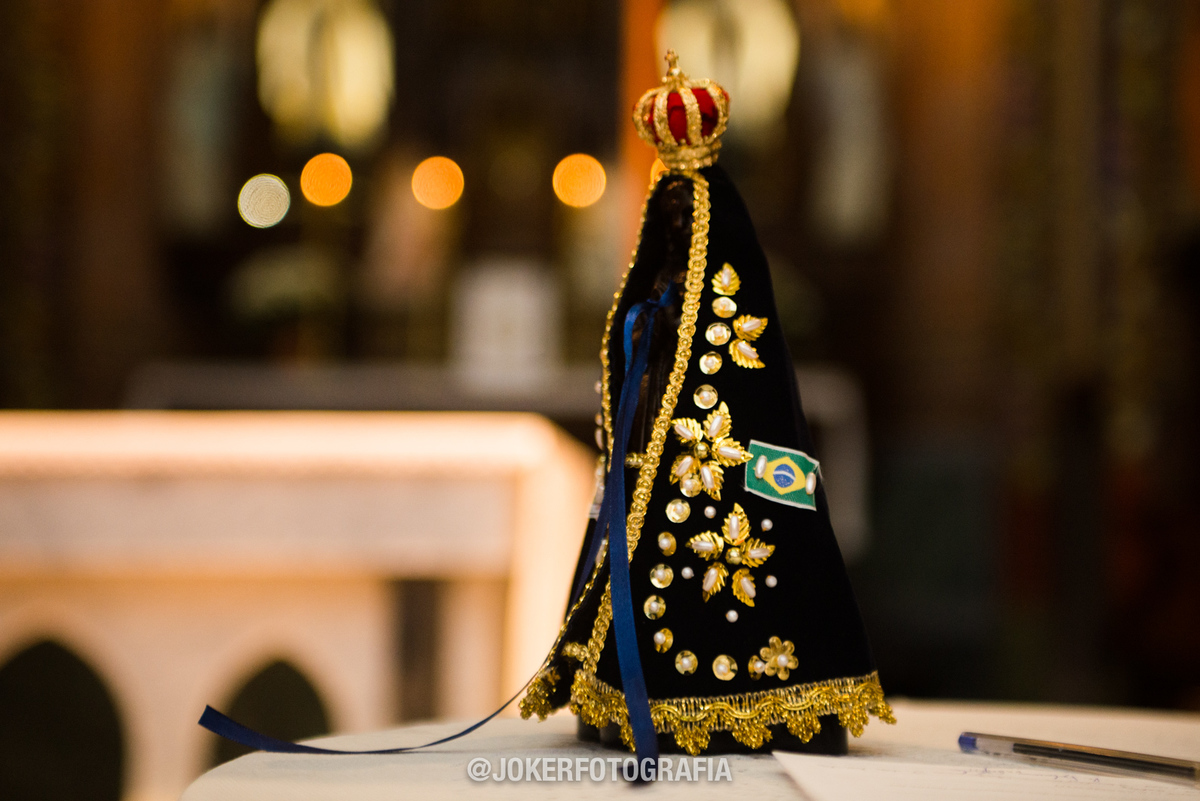 réplica da estátua de nossa senhora aparecida em curitiba