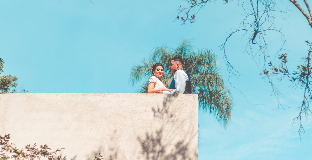 ensaio dos noivos no dia do casamento