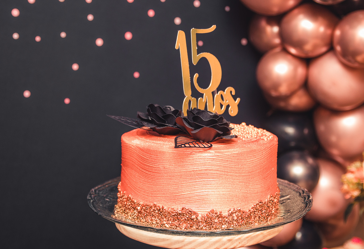 bolo de aniversario 15 anos