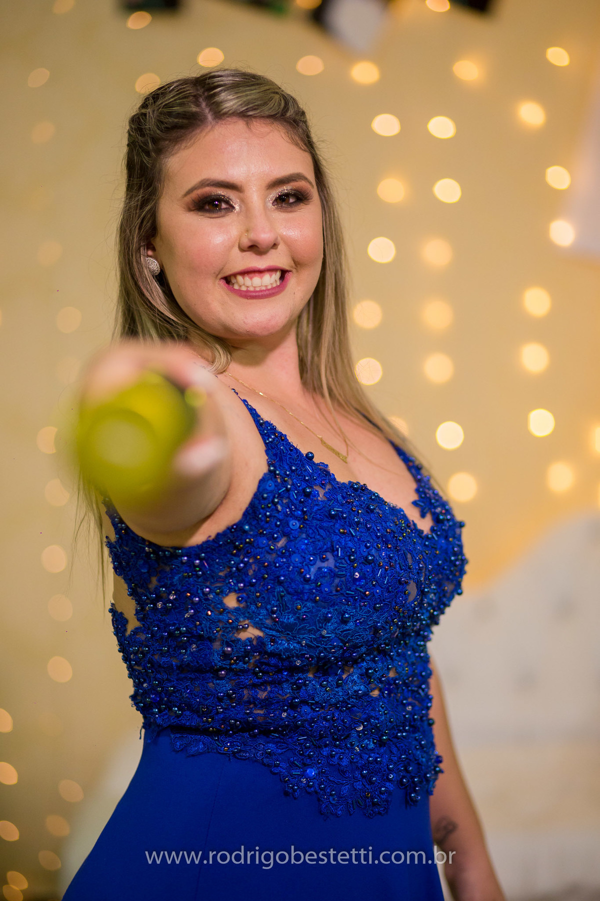 fotografia-formatura-porto-alegre-ilha-da-pintada-psicologia-psicologa-decoracao-grazi-festas-rodrigo-bestetti-foto-lembranca-fotografo-mesa-de-doces-vestido-azul-familia-amigos