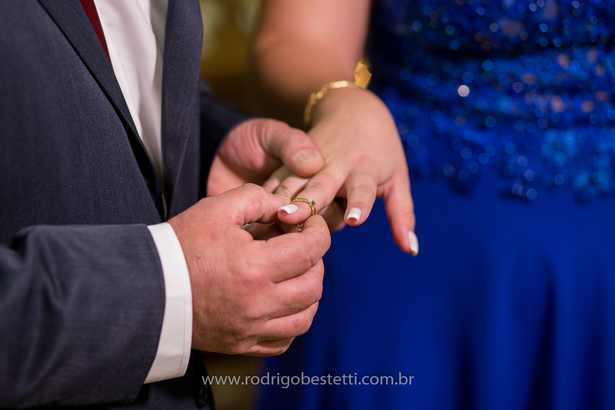 fotografia-formatura-porto-alegre-ilha-da-pintada-psicologia-psicologa-decoracao-grazi-festas-rodrigo-bestetti-foto-lembranca-fotografo-mesa-de-doces-vestido-azul-familia-amigos