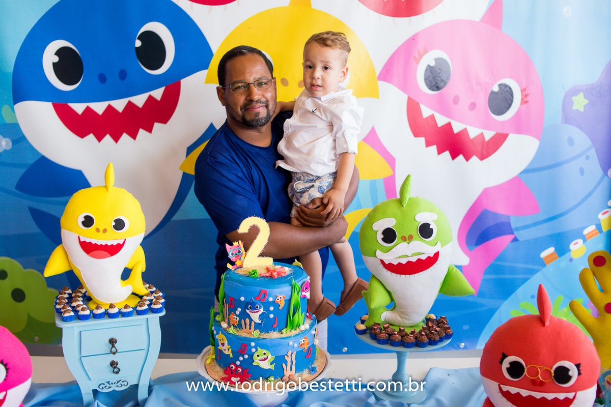 cenourinha festas, alvorada, porto alegre, rodrigo besteti fotografia, festa infantil, fotografia infantil, fotografo porto alegre, festa tematica, baby shark, fotos bonitas, fotografia infantil