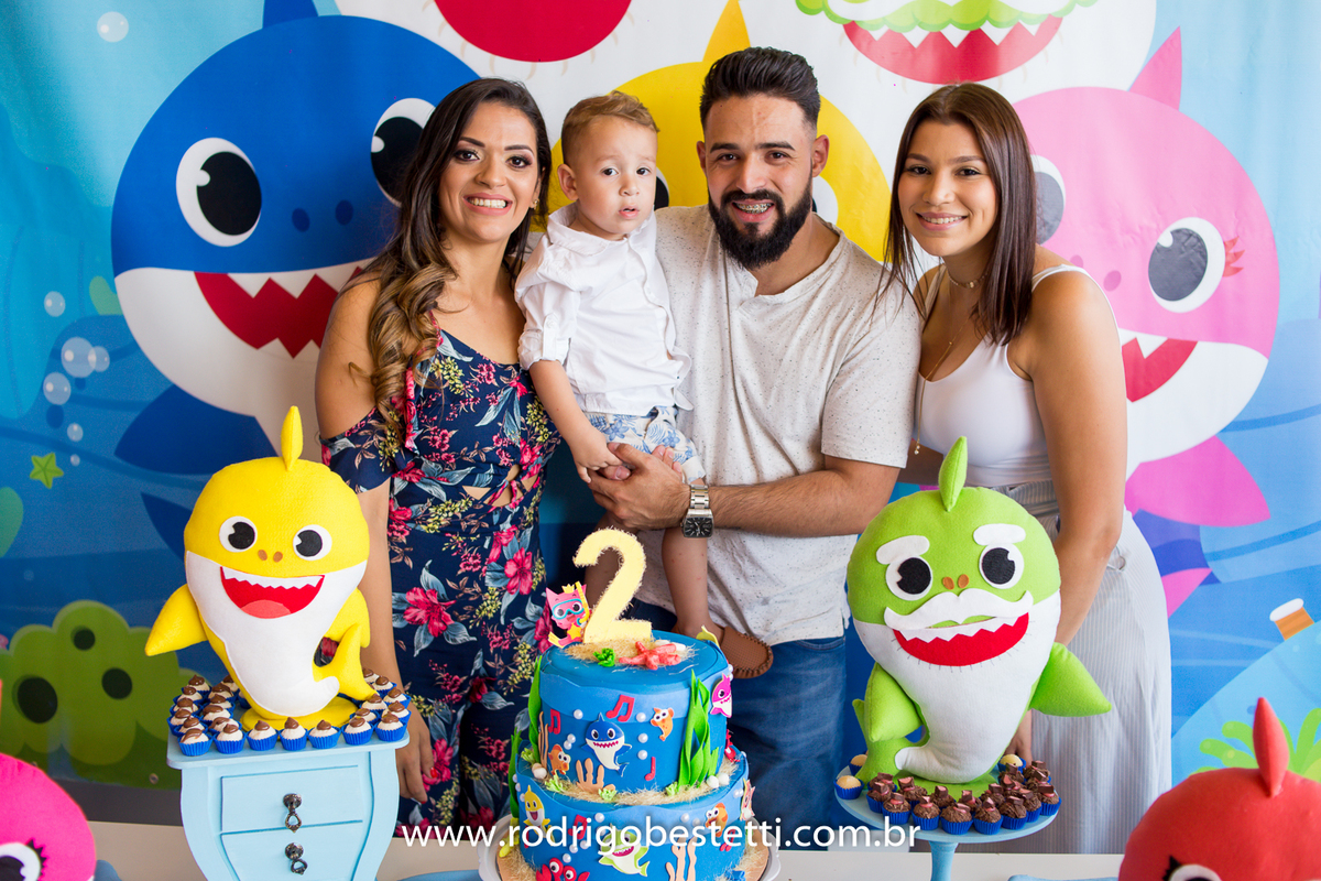cenourinha festas, alvorada, porto alegre, rodrigo besteti fotografia, festa infantil, fotografia infantil, fotografo porto alegre, festa tematica, baby shark, fotos bonitas, fotografia infantil