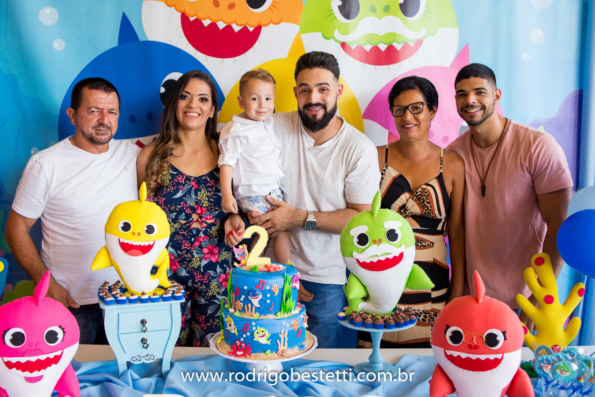 cenourinha festas, alvorada, porto alegre, rodrigo besteti fotografia, festa infantil, fotografia infantil, fotografo porto alegre, festa tematica, baby shark, fotos bonitas, fotografia infantil