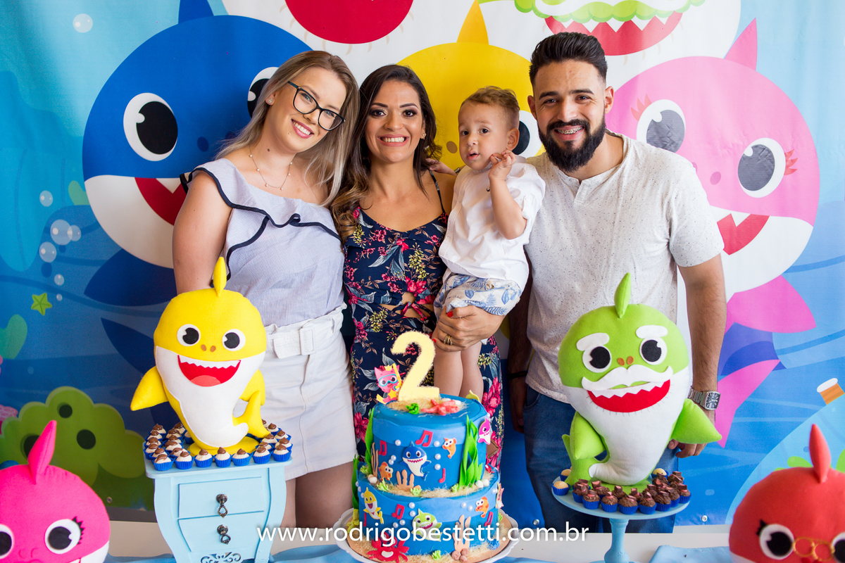 cenourinha festas, alvorada, porto alegre, rodrigo besteti fotografia, festa infantil, fotografia infantil, fotografo porto alegre, festa tematica, baby shark, fotos bonitas, fotografia infantil