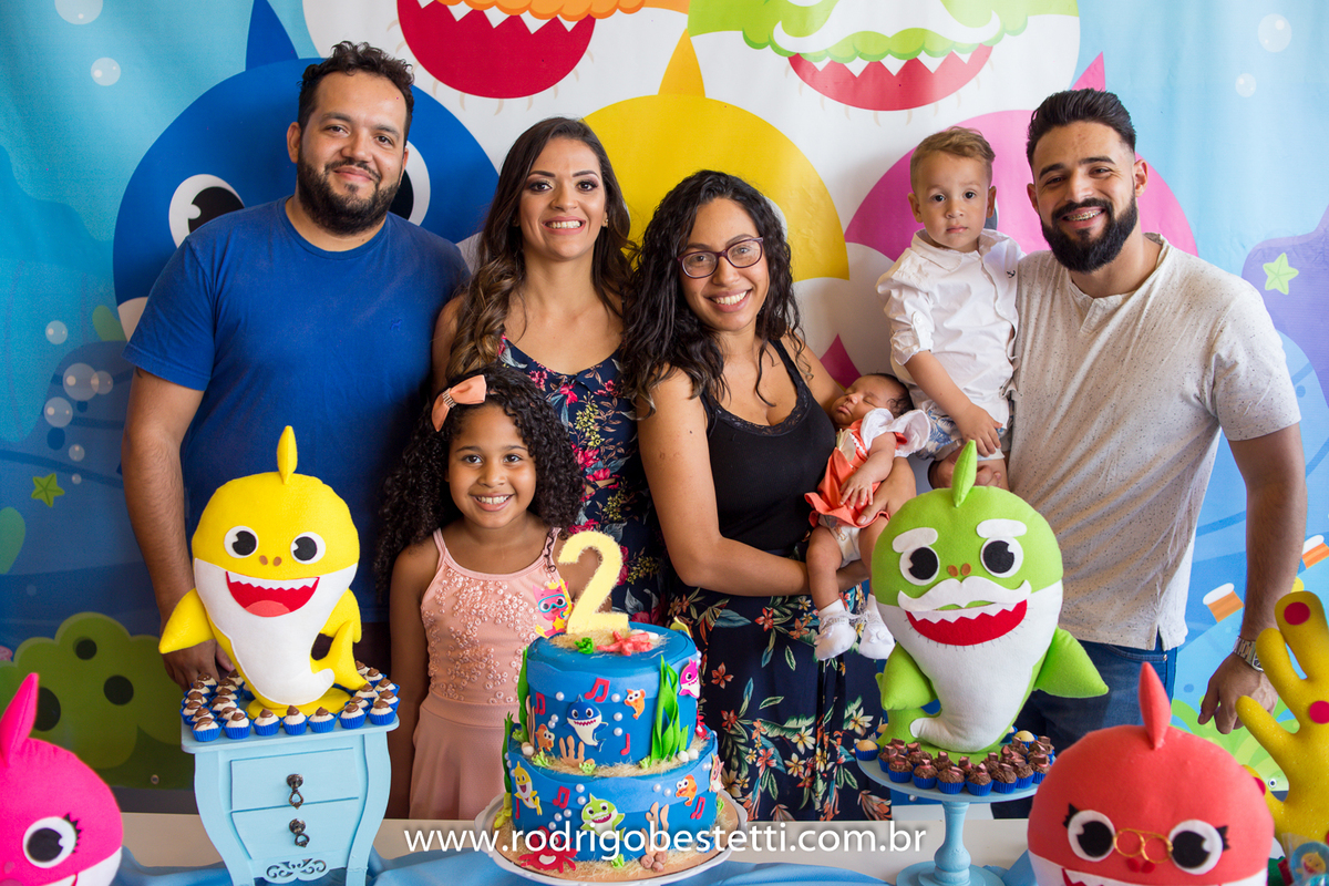 cenourinha festas, alvorada, porto alegre, rodrigo besteti fotografia, festa infantil, fotografia infantil, fotografo porto alegre, festa tematica, baby shark, fotos bonitas, fotografia infantil
