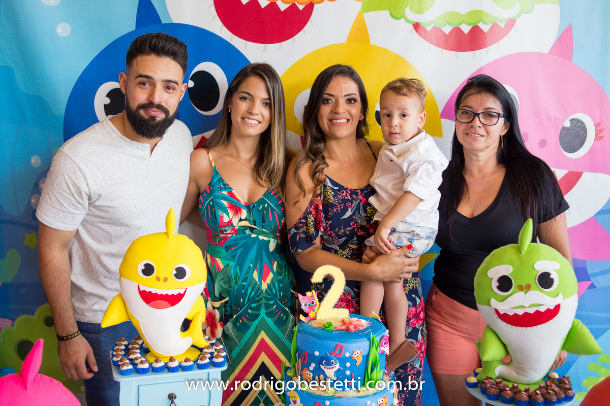 cenourinha festas, alvorada, porto alegre, rodrigo besteti fotografia, festa infantil, fotografia infantil, fotografo porto alegre, festa tematica, baby shark, fotos bonitas, fotografia infantil