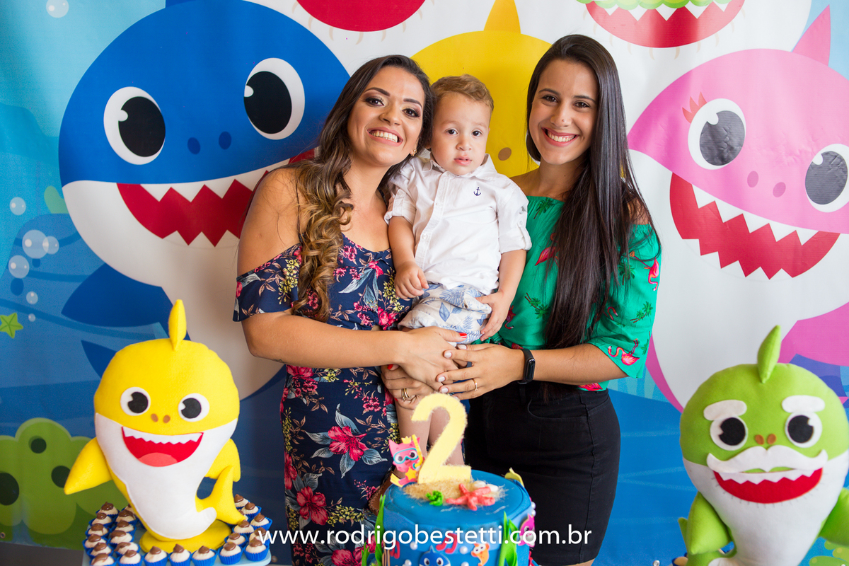 cenourinha festas, alvorada, porto alegre, rodrigo besteti fotografia, festa infantil, fotografia infantil, fotografo porto alegre, festa tematica, baby shark, fotos bonitas, fotografia infantil