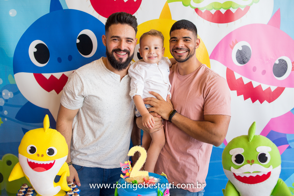 cenourinha festas, alvorada, porto alegre, rodrigo besteti fotografia, festa infantil, fotografia infantil, fotografo porto alegre, festa tematica, baby shark, fotos bonitas, fotografia infantil