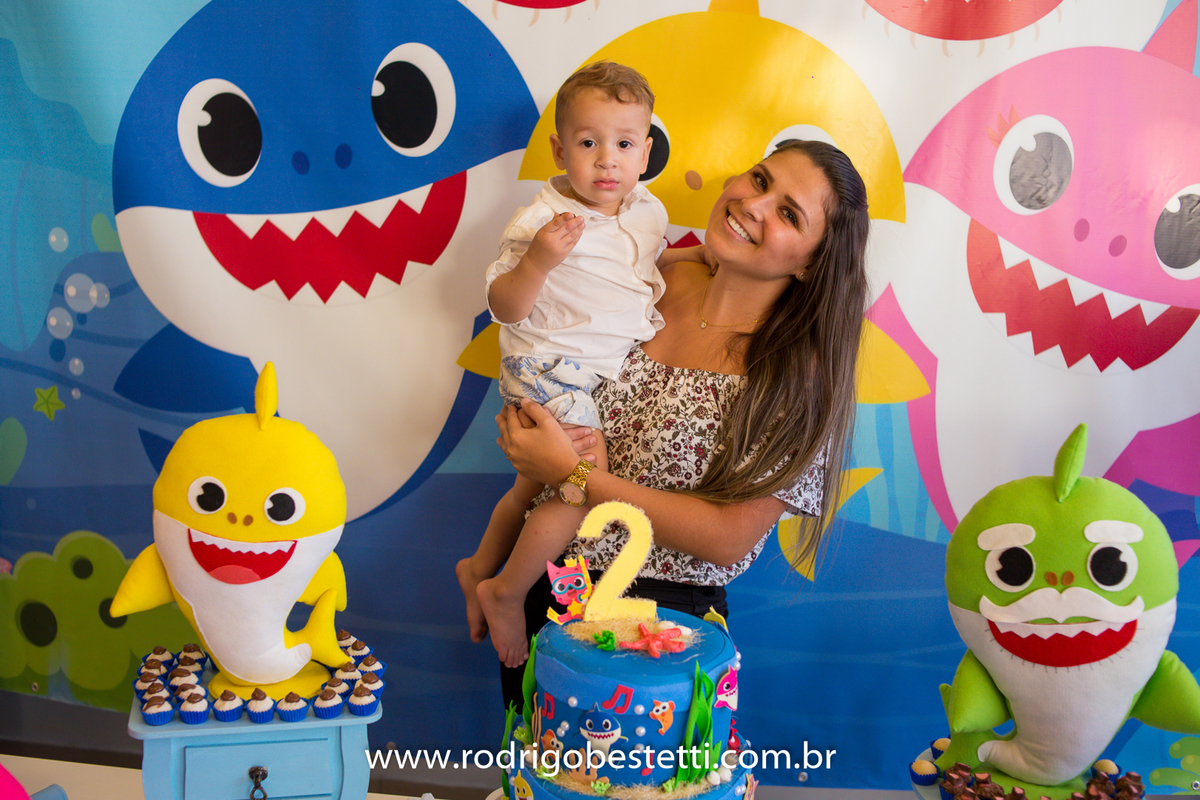 cenourinha festas, alvorada, porto alegre, rodrigo besteti fotografia, festa infantil, fotografia infantil, fotografo porto alegre, festa tematica, baby shark, fotos bonitas, fotografia infantil