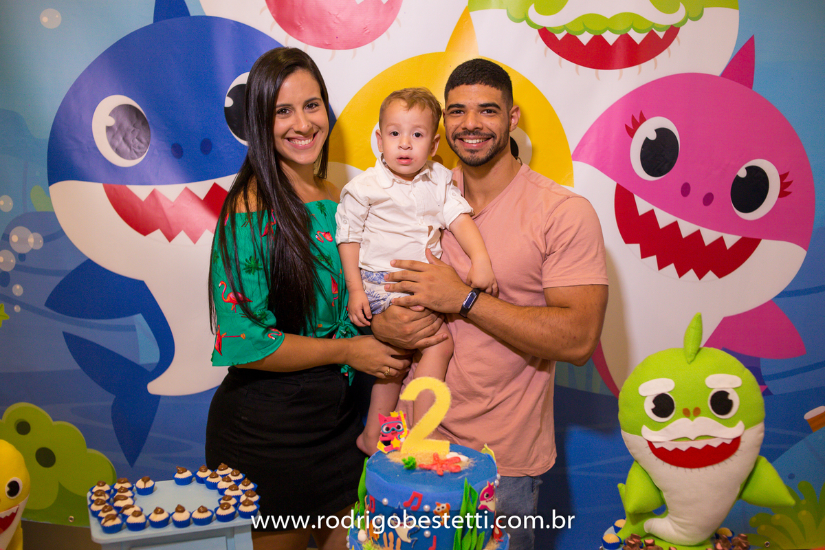 cenourinha festas, alvorada, porto alegre, rodrigo besteti fotografia, festa infantil, fotografia infantil, fotografo porto alegre, festa tematica, baby shark, fotos bonitas, fotografia infantil