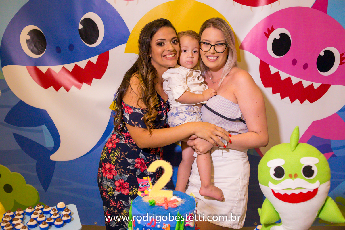 cenourinha festas, alvorada, porto alegre, rodrigo besteti fotografia, festa infantil, fotografia infantil, fotografo porto alegre, festa tematica, baby shark, fotos bonitas, fotografia infantil