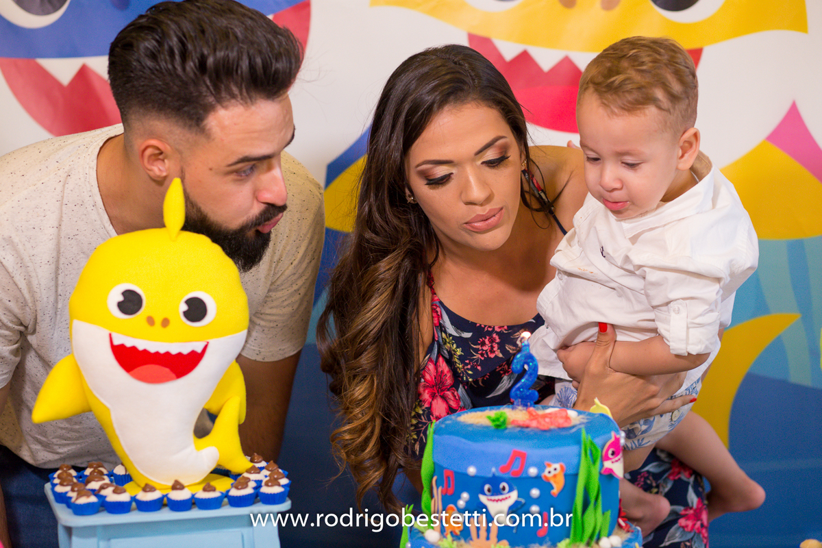 cenourinha festas, alvorada, porto alegre, rodrigo besteti fotografia, festa infantil, fotografia infantil, fotografo porto alegre, festa tematica, baby shark, fotos bonitas, fotografia infantil