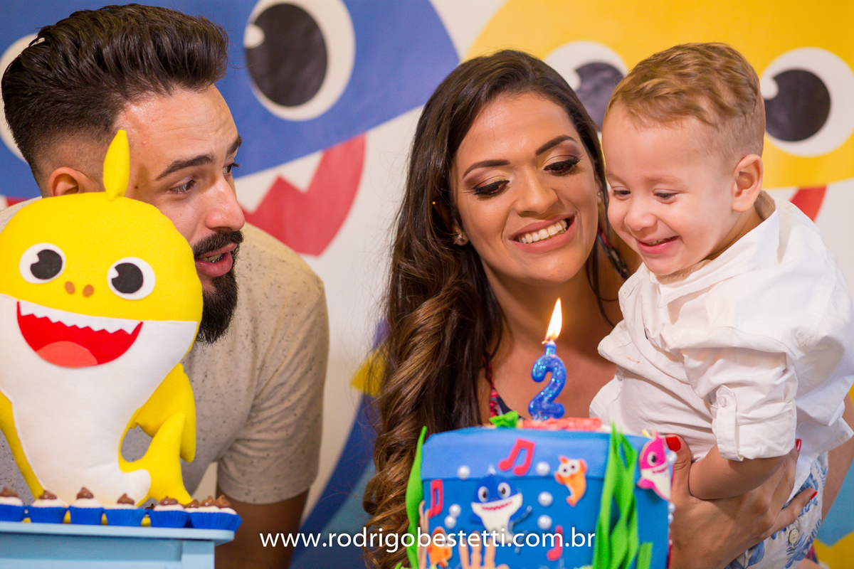 cenourinha festas, alvorada, porto alegre, rodrigo besteti fotografia, festa infantil, fotografia infantil, fotografo porto alegre, festa tematica, baby shark, fotos bonitas, fotografia infantil