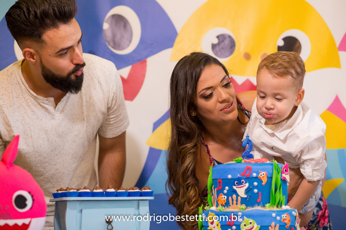 cenourinha festas, alvorada, porto alegre, rodrigo besteti fotografia, festa infantil, fotografia infantil, fotografo porto alegre, festa tematica, baby shark, fotos bonitas, fotografia infantil
