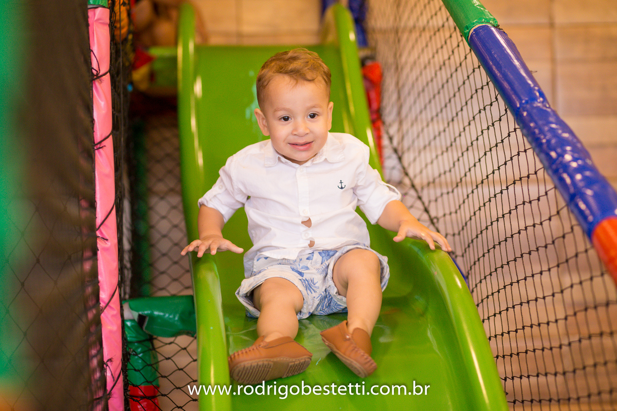 cenourinha festas, alvorada, porto alegre, rodrigo besteti fotografia, festa infantil, fotografia infantil, fotografo porto alegre, festa tematica, baby shark, fotos bonitas, fotografia infantil