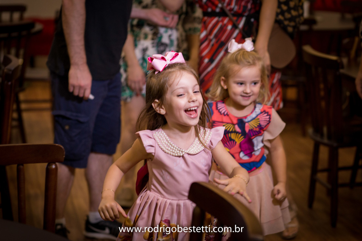 fotografia infantil, fotografo infantil, festa de aniversario, ana luisa, brilhante festas, rodrigo bestetti fotografia, patrulha canina, brinquedos, lembrancinha, decoracao, fotos diferentes, fotos legais, fotografo porto alegre, porto alegre