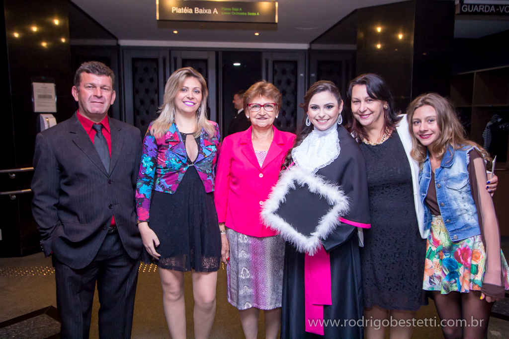 formatura ciencias contabeis, franciele gross, teatro ciee, porto alegre, fapa, unirriter, rodrigo bestetti fotografia, fotografo de formatura, fotografo porto alegre, mirage 3 figueiras, maquiagem, colacao de grau, solenidade de formatura, fotos lindas