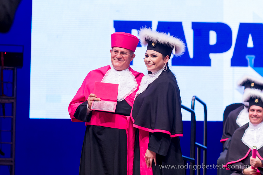 formatura ciencias contabeis, franciele gross, teatro ciee, porto alegre, fapa, unirriter, rodrigo bestetti fotografia, fotografo de formatura, fotografo porto alegre, mirage 3 figueiras, maquiagem, colacao de grau, solenidade de formatura, fotos lindas