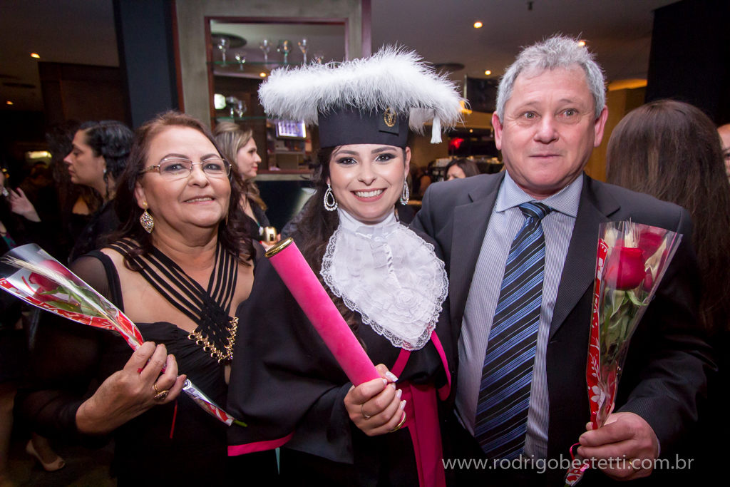 formatura ciencias contabeis, franciele gross, teatro ciee, porto alegre, fapa, unirriter, rodrigo bestetti fotografia, fotografo de formatura, fotografo porto alegre, mirage 3 figueiras, maquiagem, colacao de grau, solenidade de formatura, fotos lindas