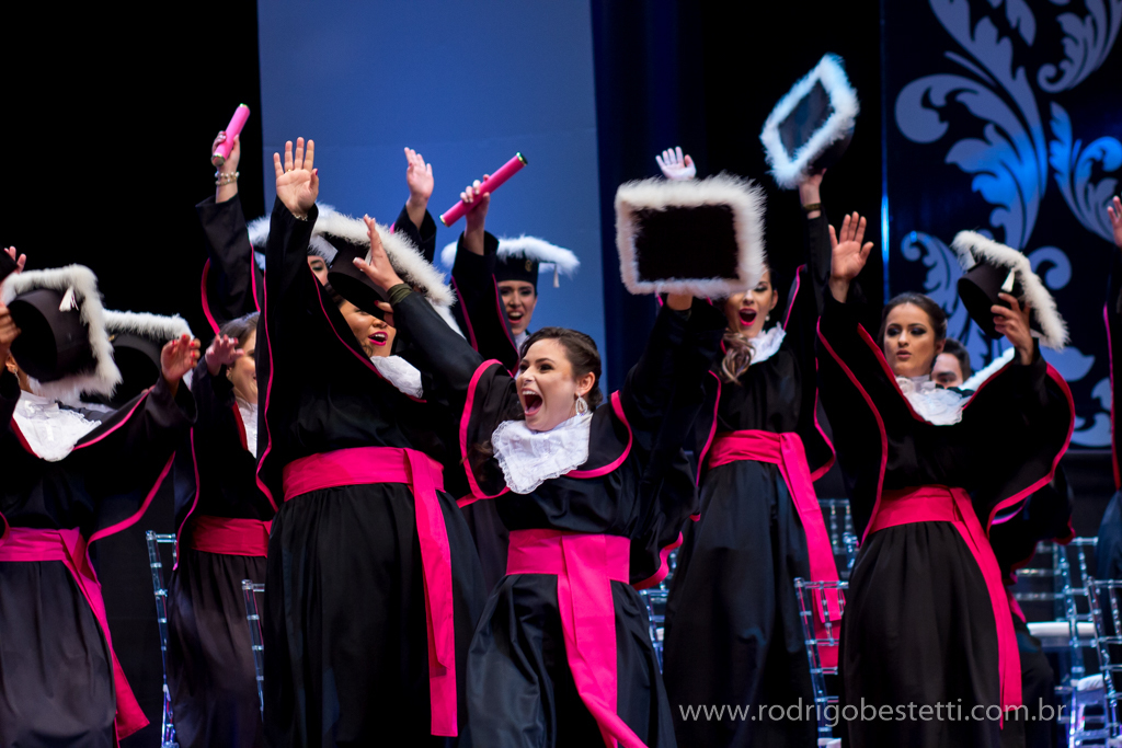 formatura ciencias contabeis, franciele gross, teatro ciee, porto alegre, fapa, unirriter, rodrigo bestetti fotografia, fotografo de formatura, fotografo porto alegre, mirage 3 figueiras, maquiagem, colacao de grau, solenidade de formatura, fotos lindas