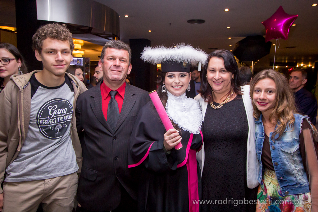 formatura ciencias contabeis, franciele gross, teatro ciee, porto alegre, fapa, unirriter, rodrigo bestetti fotografia, fotografo de formatura, fotografo porto alegre, mirage 3 figueiras, maquiagem, colacao de grau, solenidade de formatura, fotos lindas