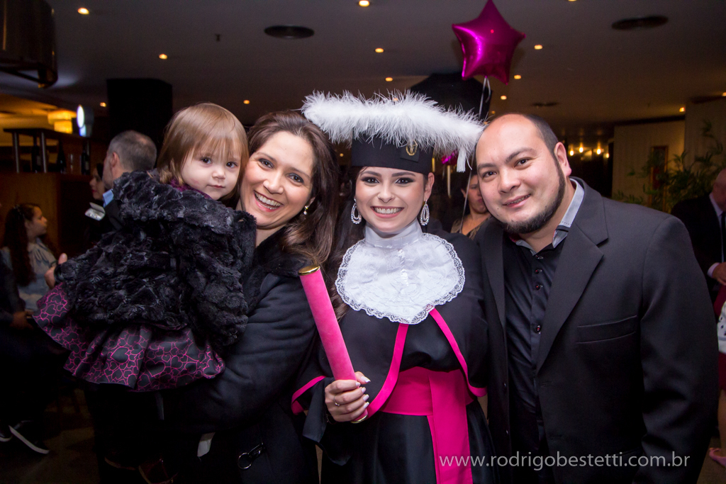 formatura ciencias contabeis, franciele gross, teatro ciee, porto alegre, fapa, unirriter, rodrigo bestetti fotografia, fotografo de formatura, fotografo porto alegre, mirage 3 figueiras, maquiagem, colacao de grau, solenidade de formatura, fotos lindas