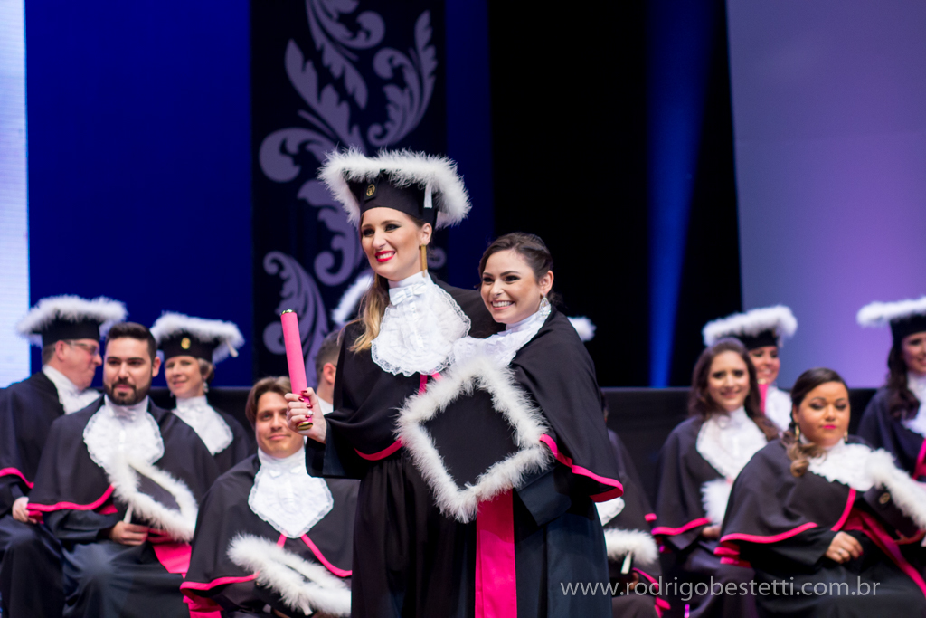 formatura ciencias contabeis, franciele gross, teatro ciee, porto alegre, fapa, unirriter, rodrigo bestetti fotografia, fotografo de formatura, fotografo porto alegre, mirage 3 figueiras, maquiagem, colacao de grau, solenidade de formatura, fotos lindas