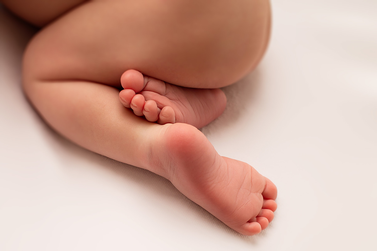 Ensaio newborn. Laísa Campos Fotografia. Jacarezinho-PR.