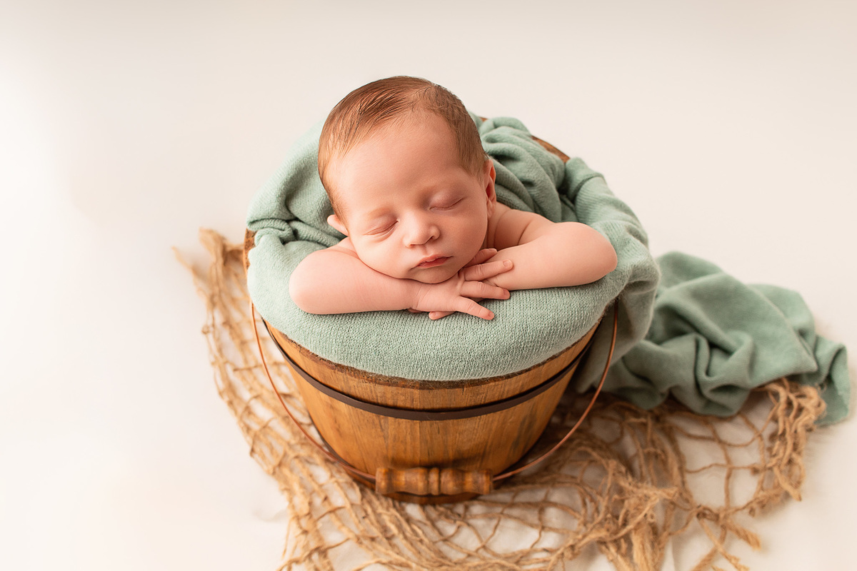 Ensaio newborn. Laísa Campos Fotografia. Jacarezinho-PR.
