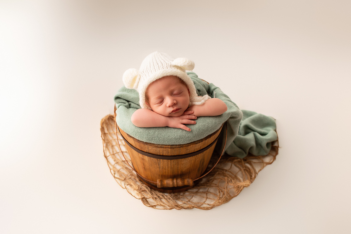 Ensaio newborn. Laísa Campos Fotografia. Jacarezinho-PR.