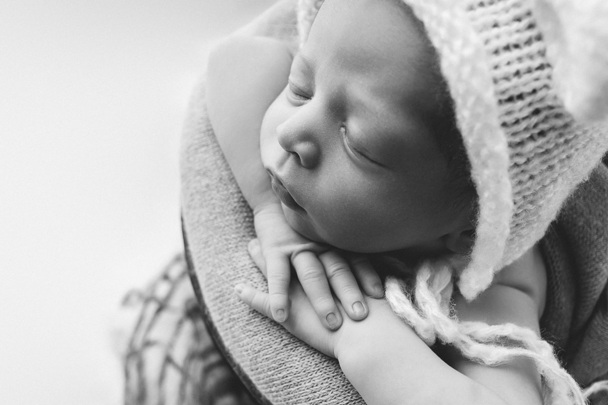 Ensaio newborn. Laísa Campos Fotografia. Jacarezinho-PR.