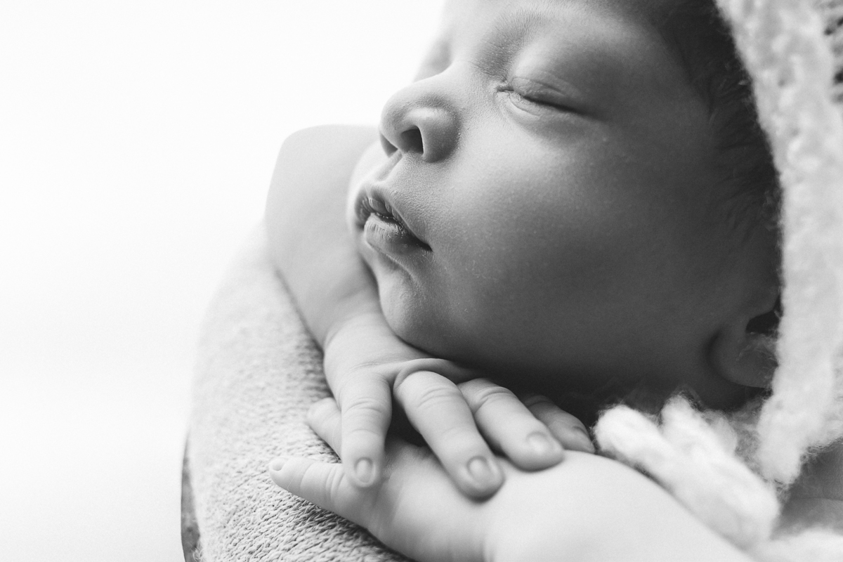 Ensaio newborn. Laísa Campos Fotografia. Jacarezinho-PR.