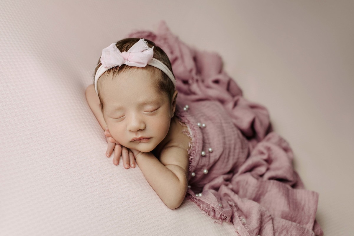 Ensaio newborn gêmeas estúdio em belo horizonte mg aline araujo fotografia