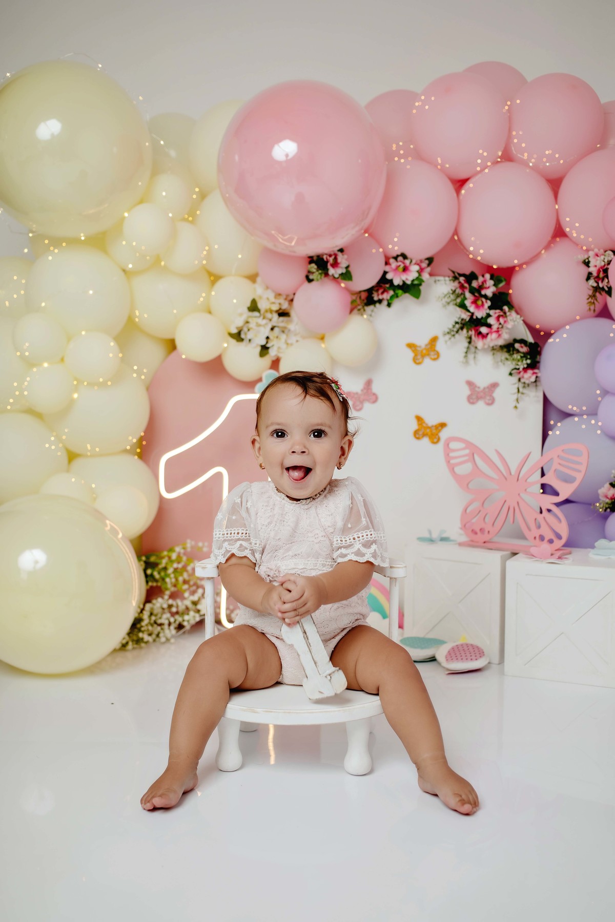 Ensaio Smash the cake Belo Horizonte MG Jardim encantado estúdio aline araújo fotografia