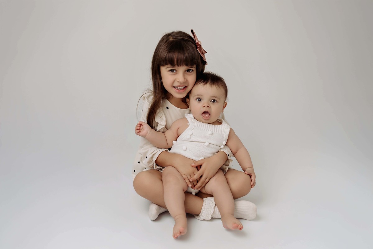 Ensaio de acompanhamento do bebê Belo Horizonte MG estúdio Aline Araújo Fotografia