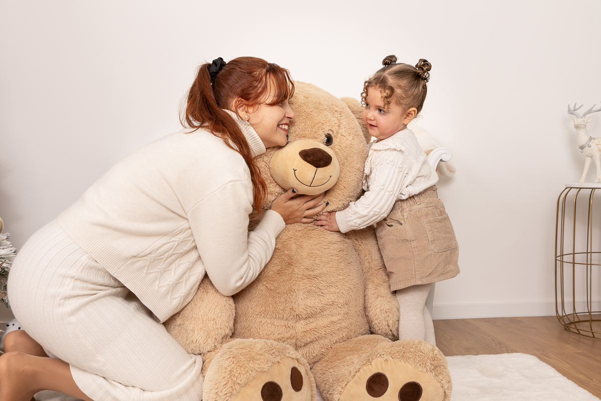 Sessão de Natal 2023, Natal 2023, sessão de natal porto2023, natal em família, mini sessões de natal 2023, fotos de natal 2023, fotos de família, estúdio fotográfico porto, fotos de crianças, fotos de bebés