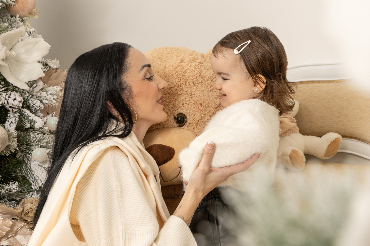 Sessão de Natal 2023, Natal 2023, sessão de natal porto2023, natal em família, mini sessões de natal 2023, fotos de natal 2023, fotos de família, estúdio fotográfico porto, fotos de crianças, fotos de bebés