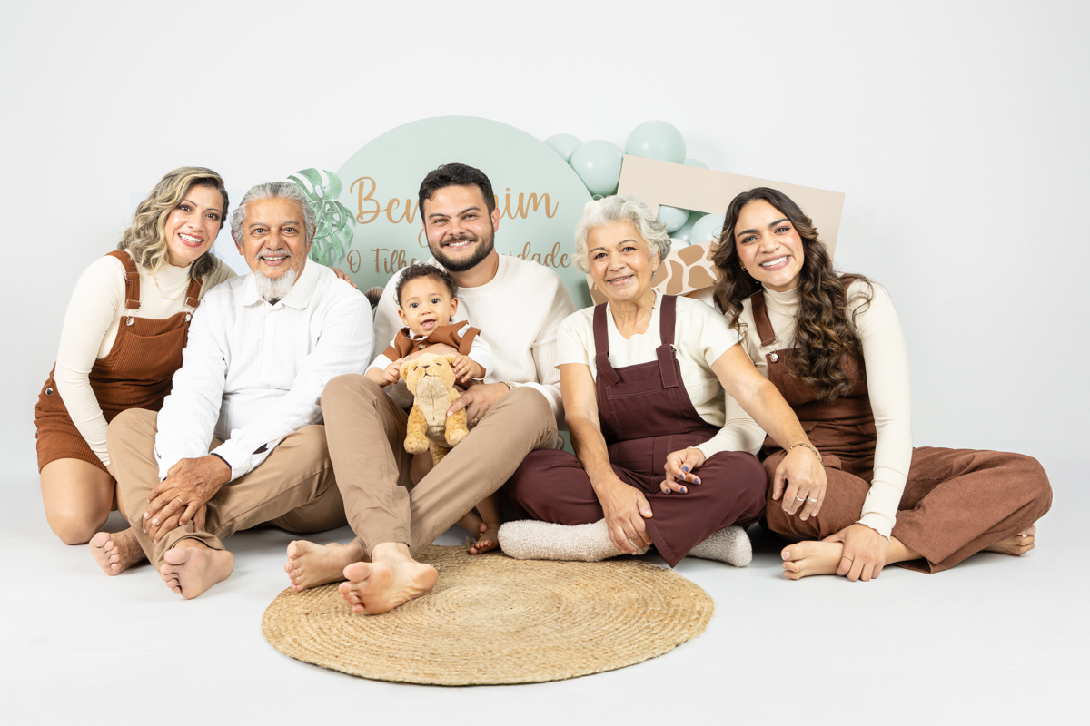 sessão smash the cake,
smash the cake primeiro aniversário,
fotógrafo smash the cake,
smash the cake Porto,
smash the cake Paredes,
fotógrafo infantil Porto,
fotógrafo bebés Porto,
fotógrafo primeiro aniversário,
sessão fotográfica primeiro aniversário